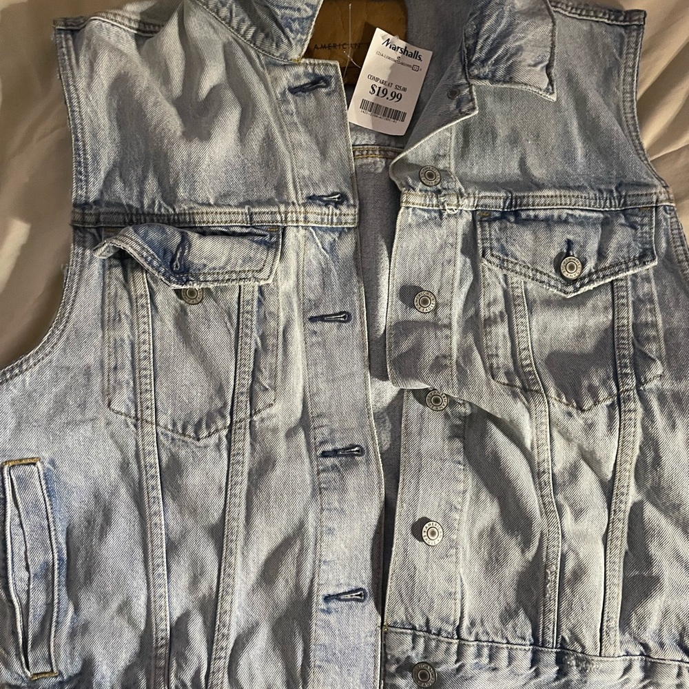 American Eagle Outfitters Light Wash Denim Vest
